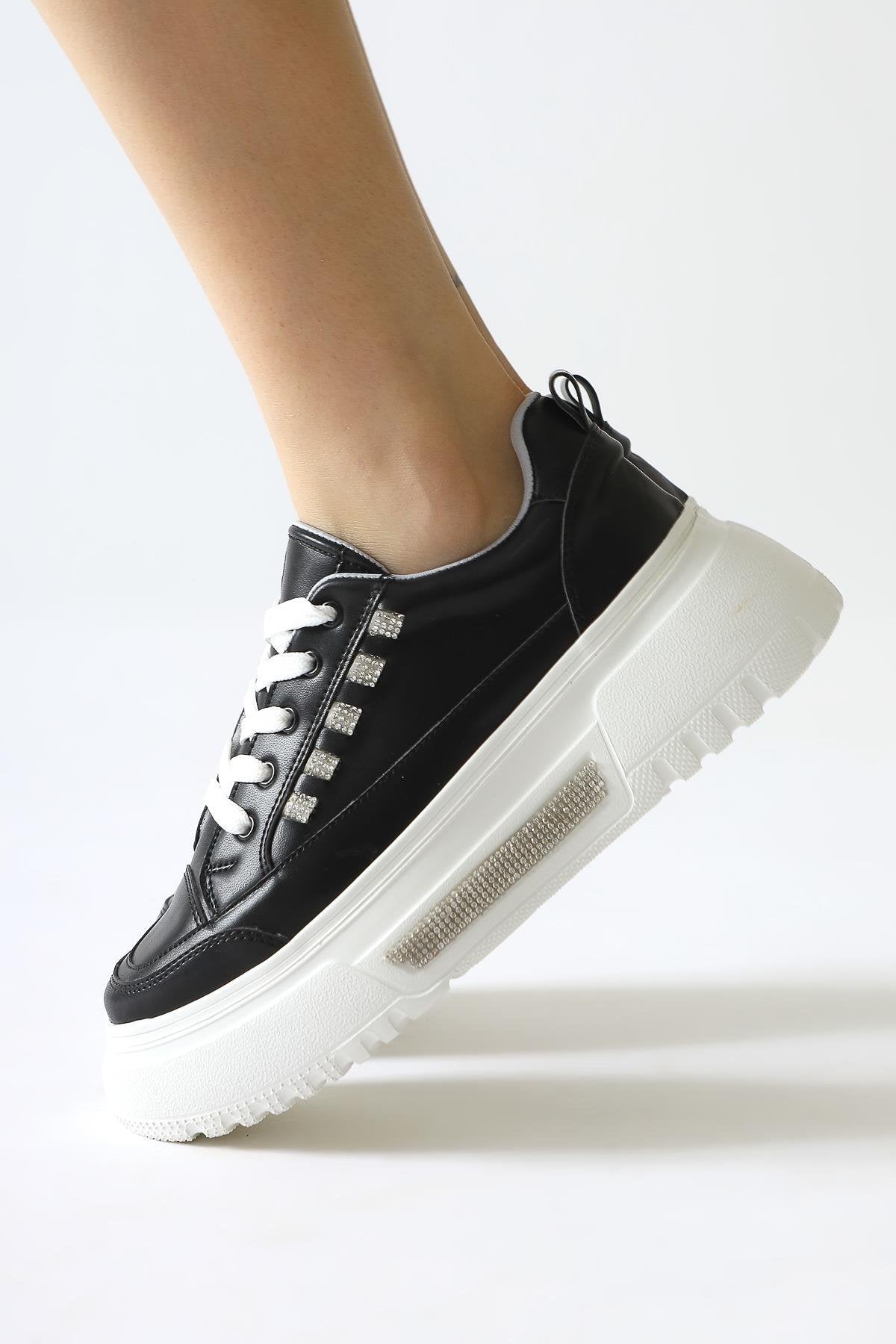 Tram Black Thick Soled Stone Detailed Lace-Up Sneakers