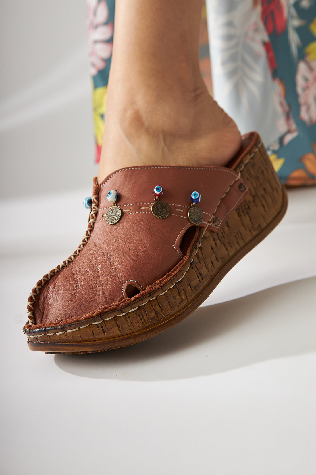 Echtes Leder Annika Lila Antik Detail Damen Pantoletten
