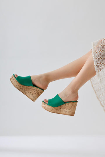 Riya Grüne Dicke Korksohlen-Sandalen