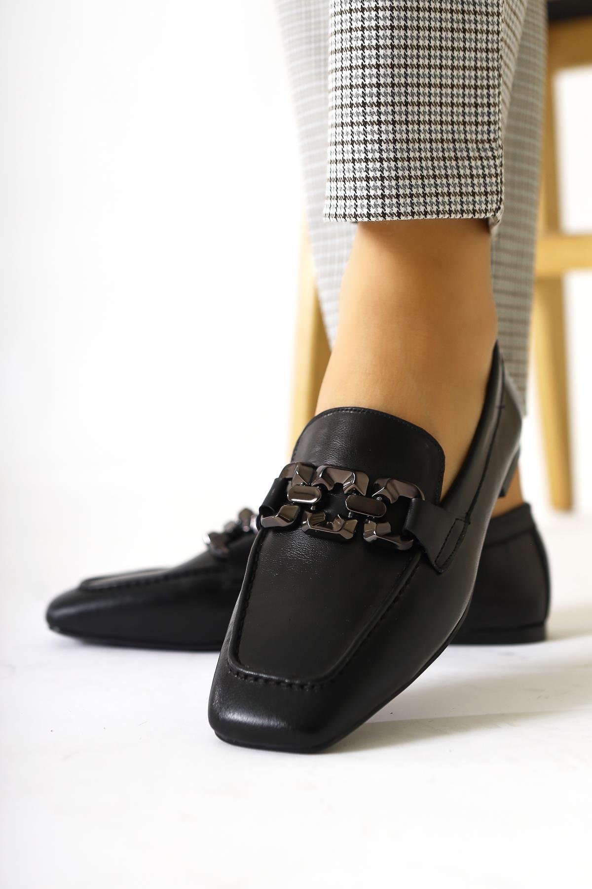 Asmin Echtes Leder Schwarze Schnalle Detaillierte Quadratische Zehe Tägliche Damenschuhe