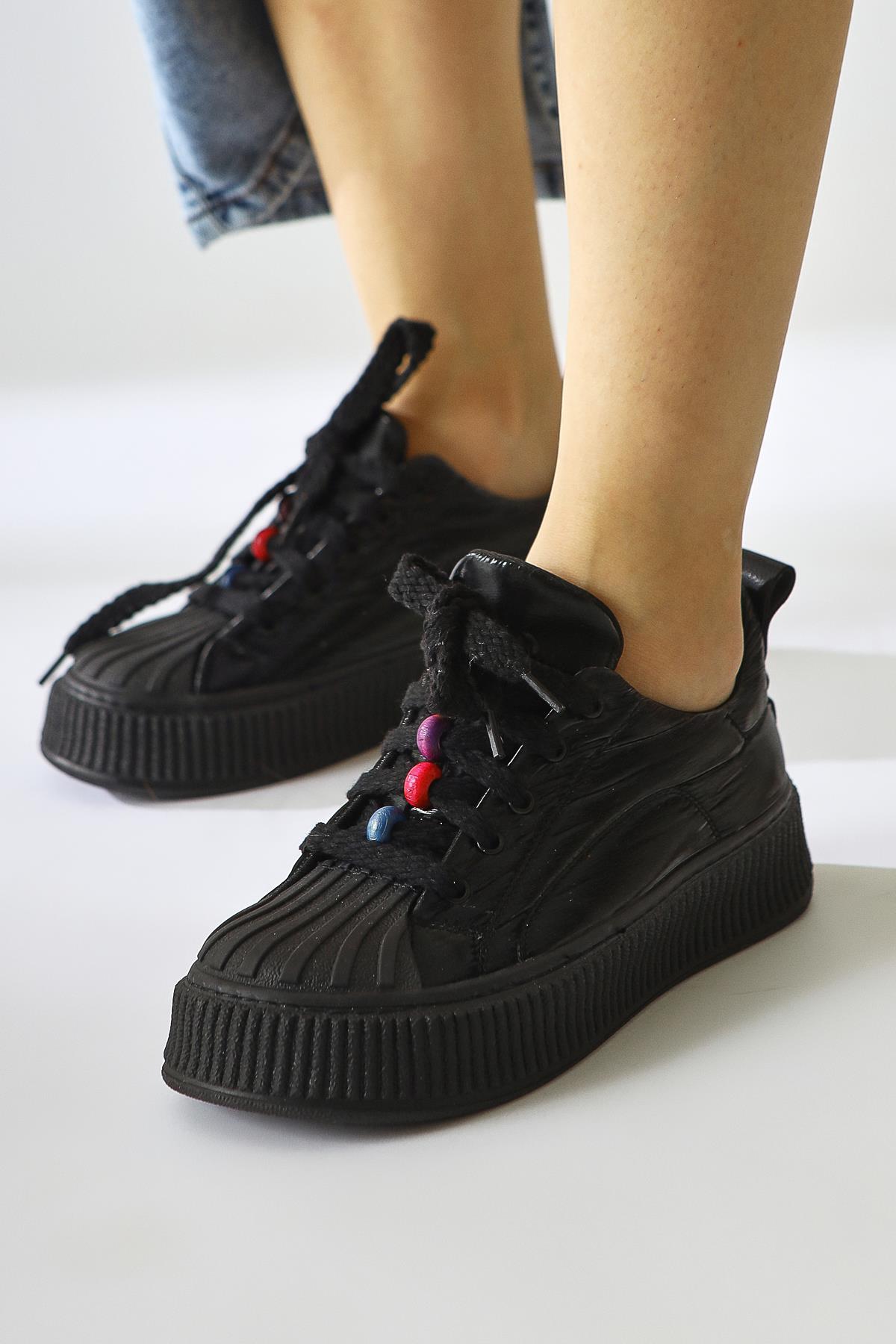 Chinda Black Parachute Fabric Beaded Detail Snakers