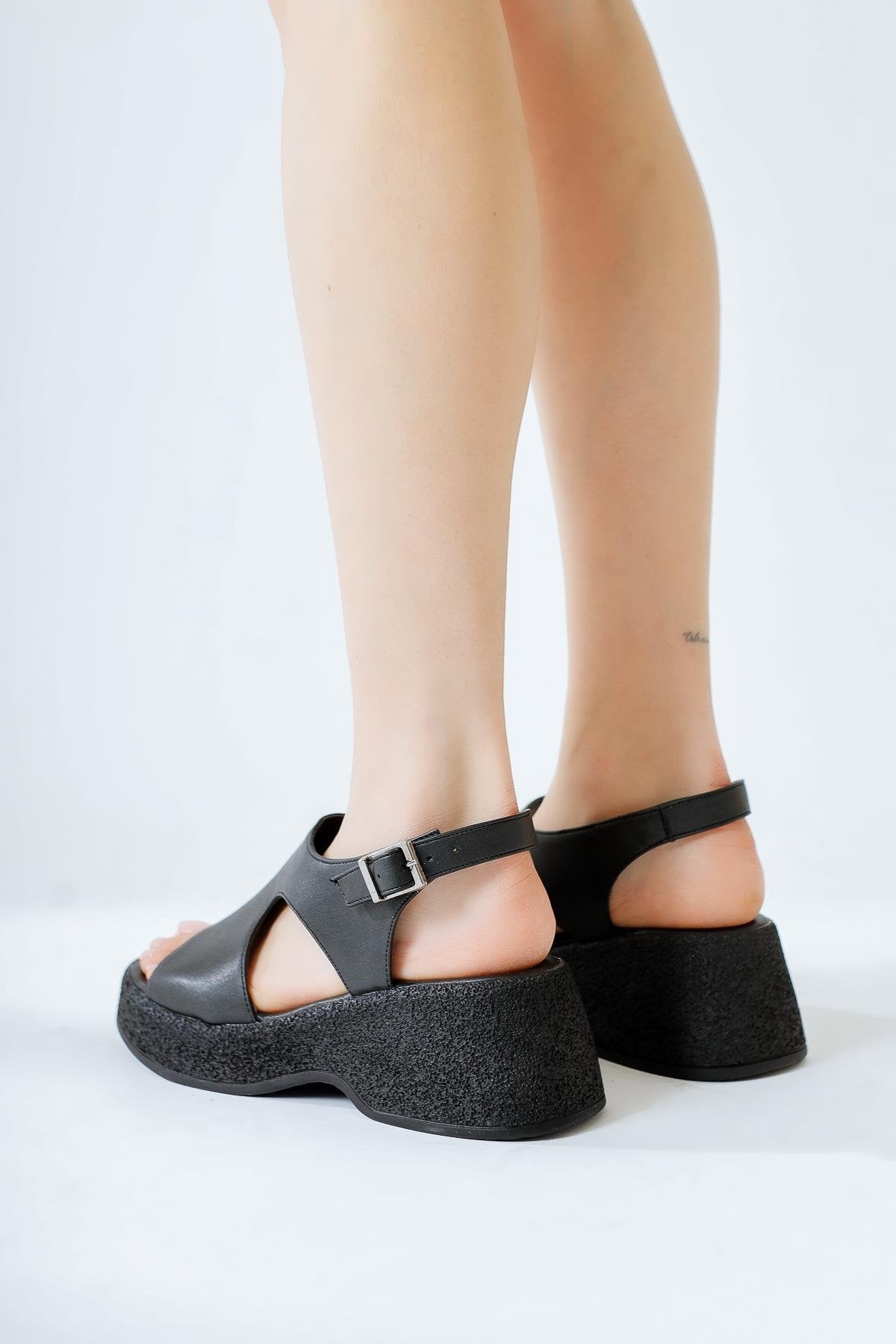 Muge Black Open Toe Strappy Thick Sole Sandals
