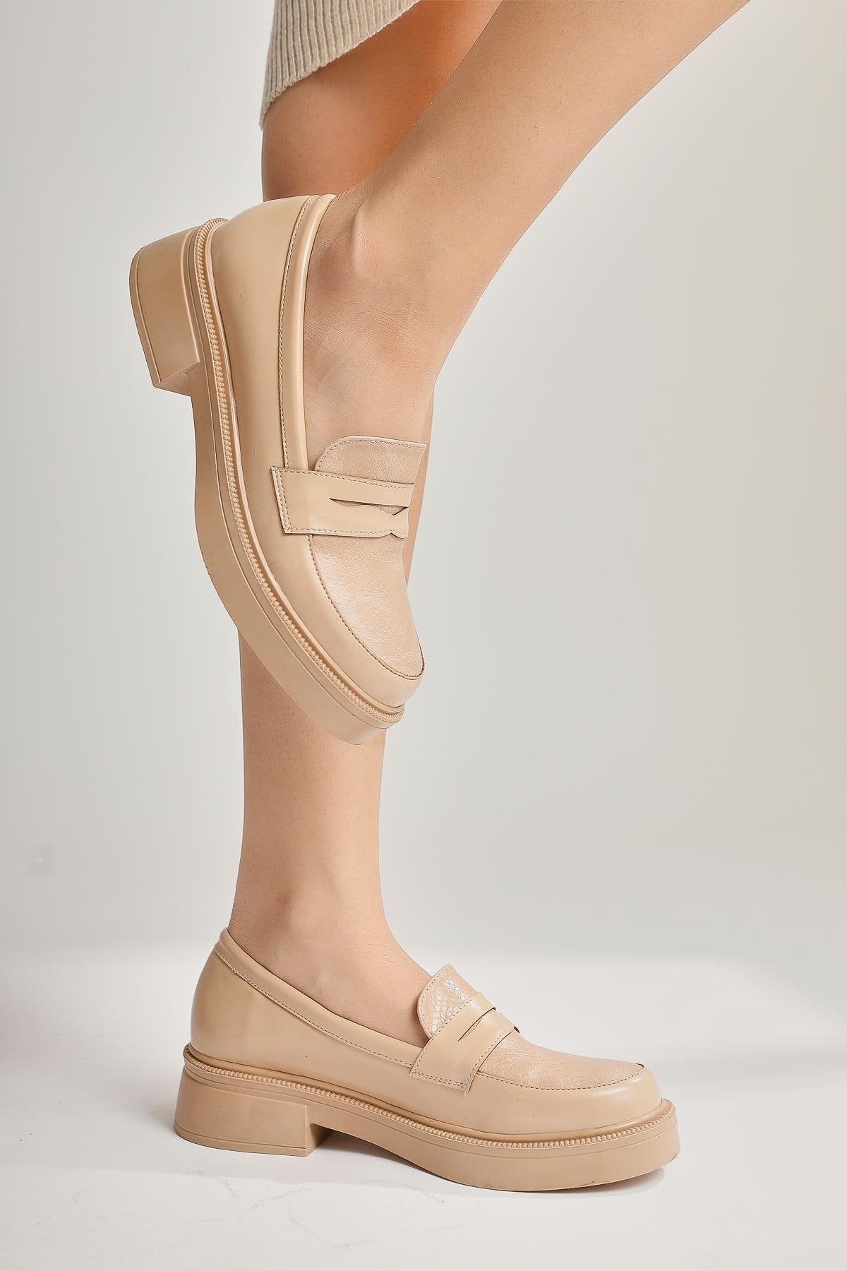 Weena Nud Crocodile Detailed Casual Shoes