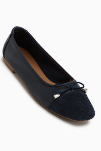 Anjela Echtes Leder Marineblau Schleifen Detail Damen Ballerinas