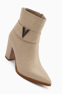 Elvia Beige Buckled Chunky Heel Boots