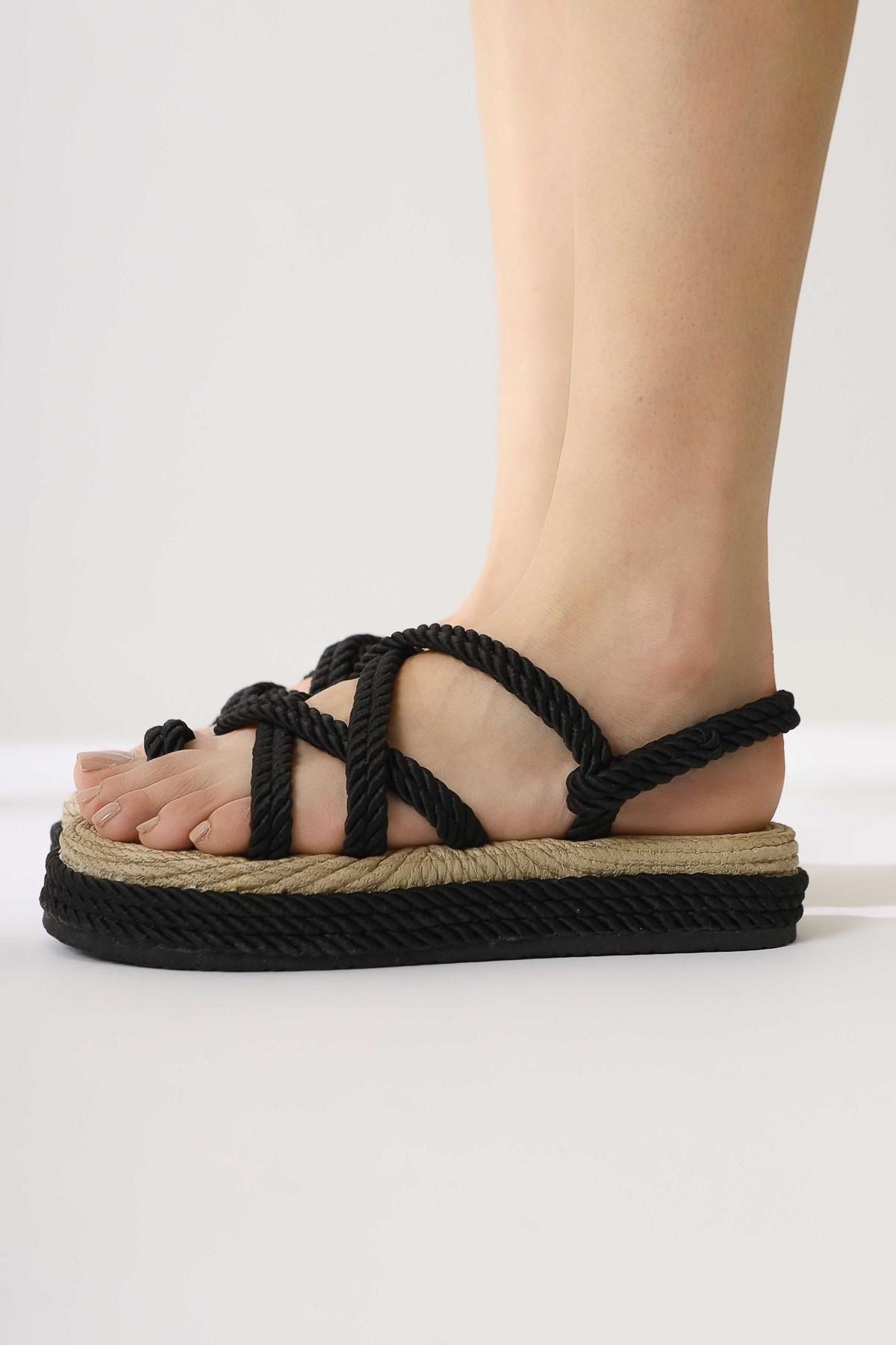 Spresa Schwarze Seilsandalen mit dicker Sohle