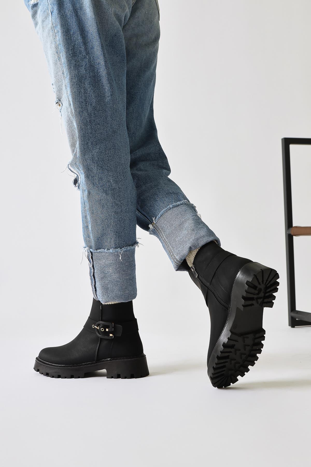 Nico – Black Oval-Toe Buckle-Detail Boot (Women)