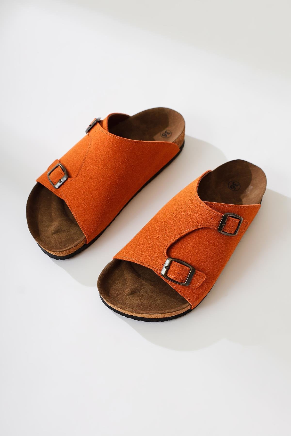 Christella – Orange [Echtleder] Velours Slide mit Doppel-Schnallen-Detail (Damen)