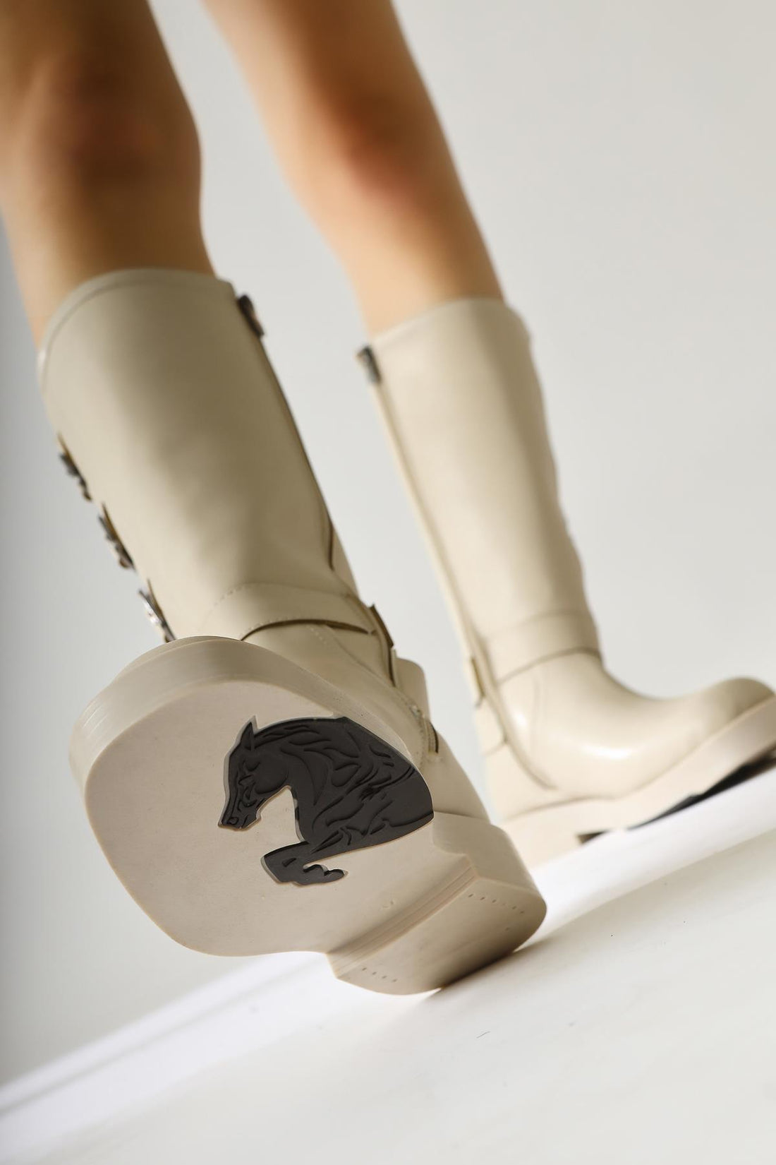 Luella Beige Gürtel Accessorized Reißverschlussstiefel