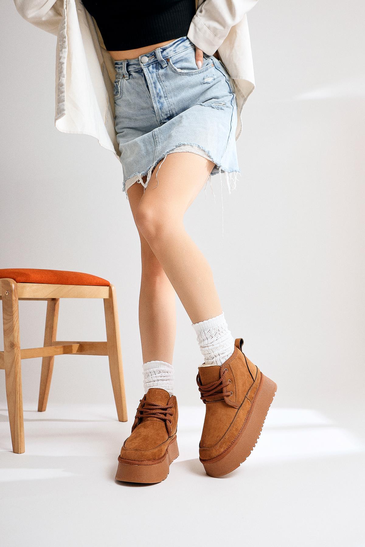 Tinfos – Cognac Suede Lace-Up Thick-Soled Ankle Boot (Women)