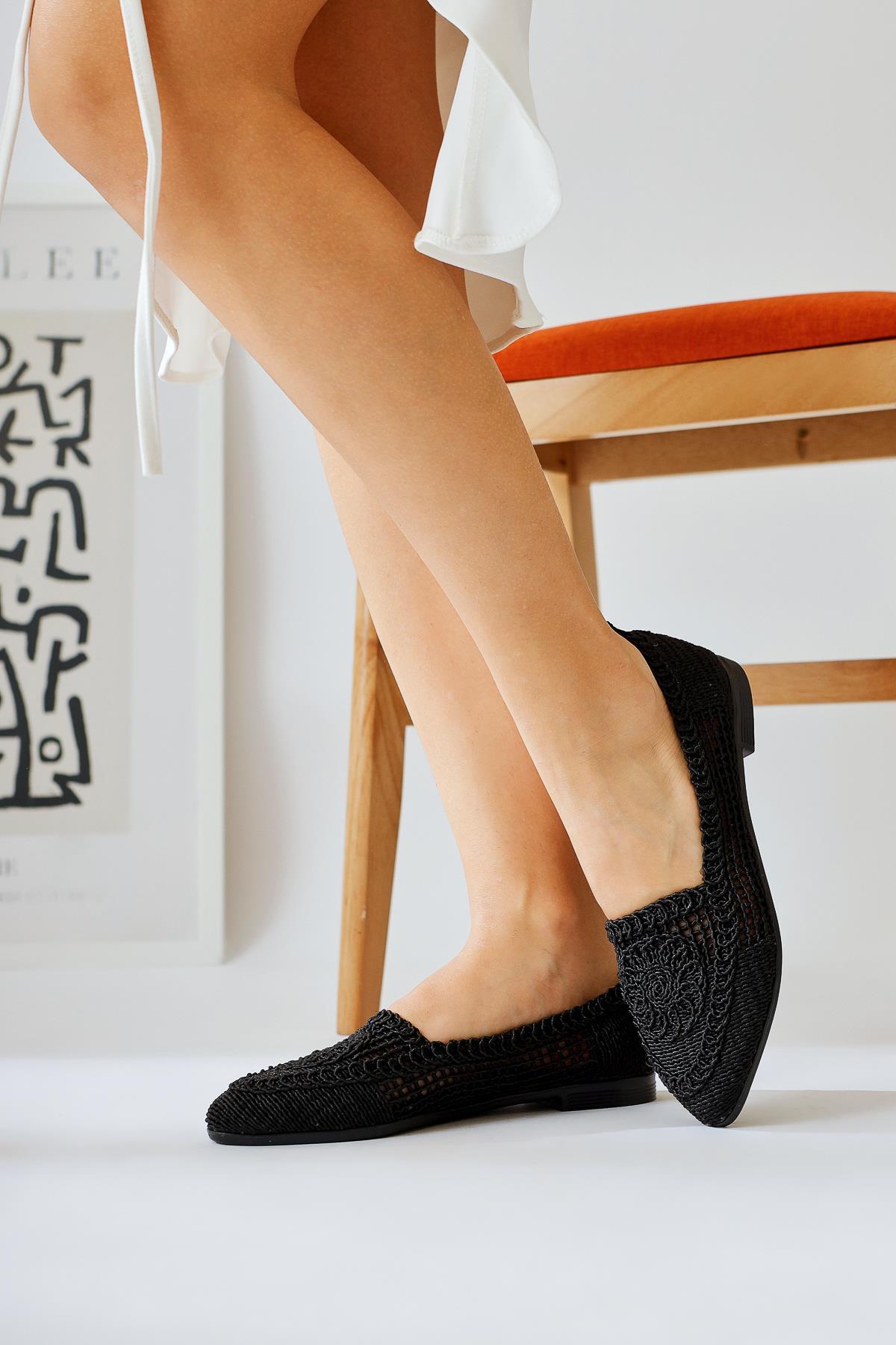 Joka Black Knitted Ballerina