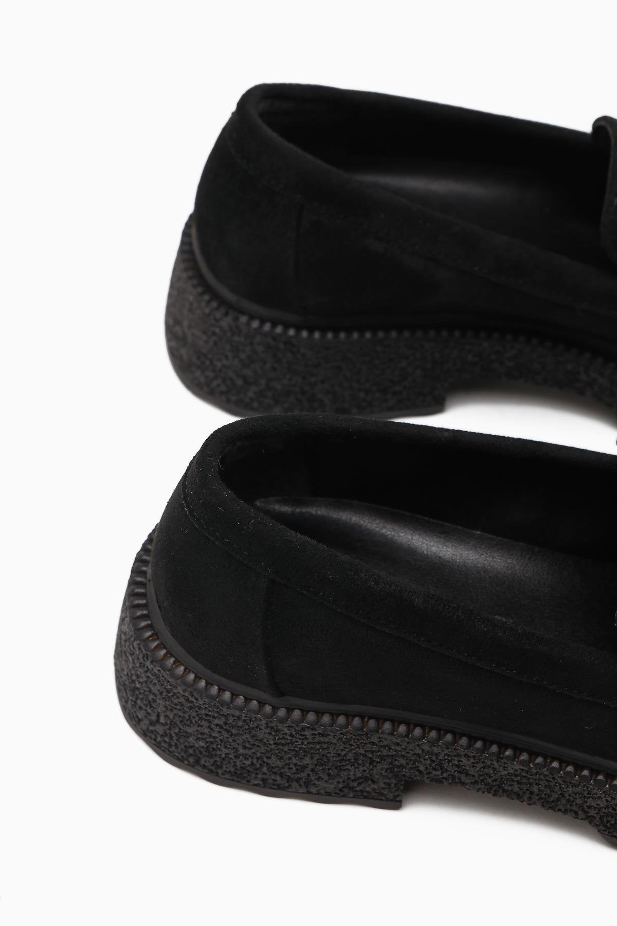 Bojan Schwarzes Wildleder Dicke Sohle Damen Freizeitschuh