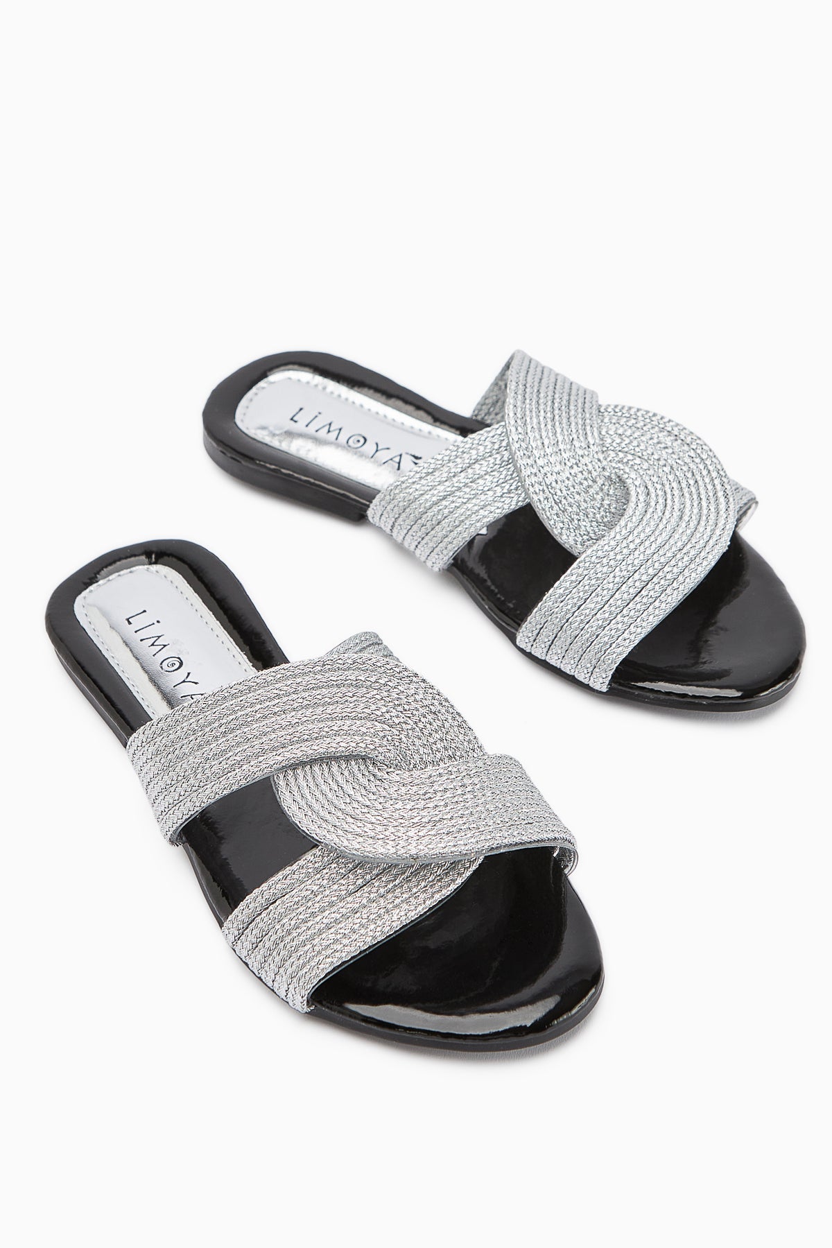 Nihaal Silber Kreuz-Riemen Flache Damen Hausschuhe