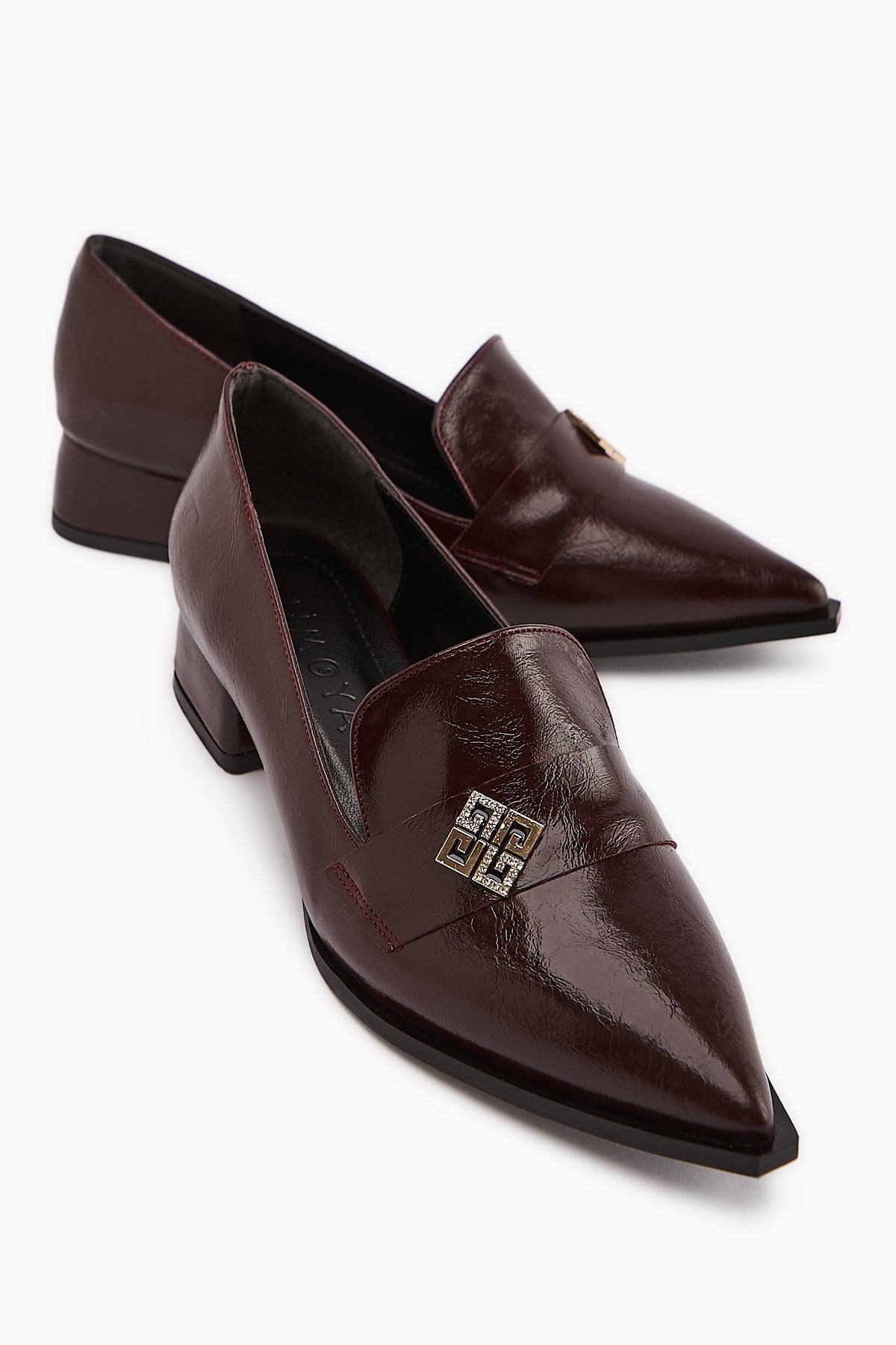 Jaklin Women's Burgundy Pointed Toe Low Heel Shoe