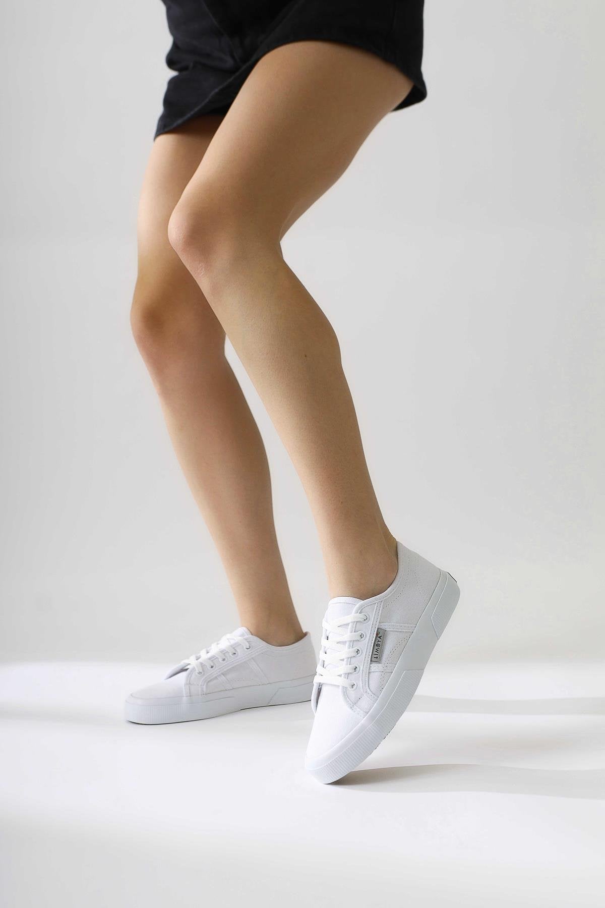 Timon Weißer Komfortsohlen Leinensneaker