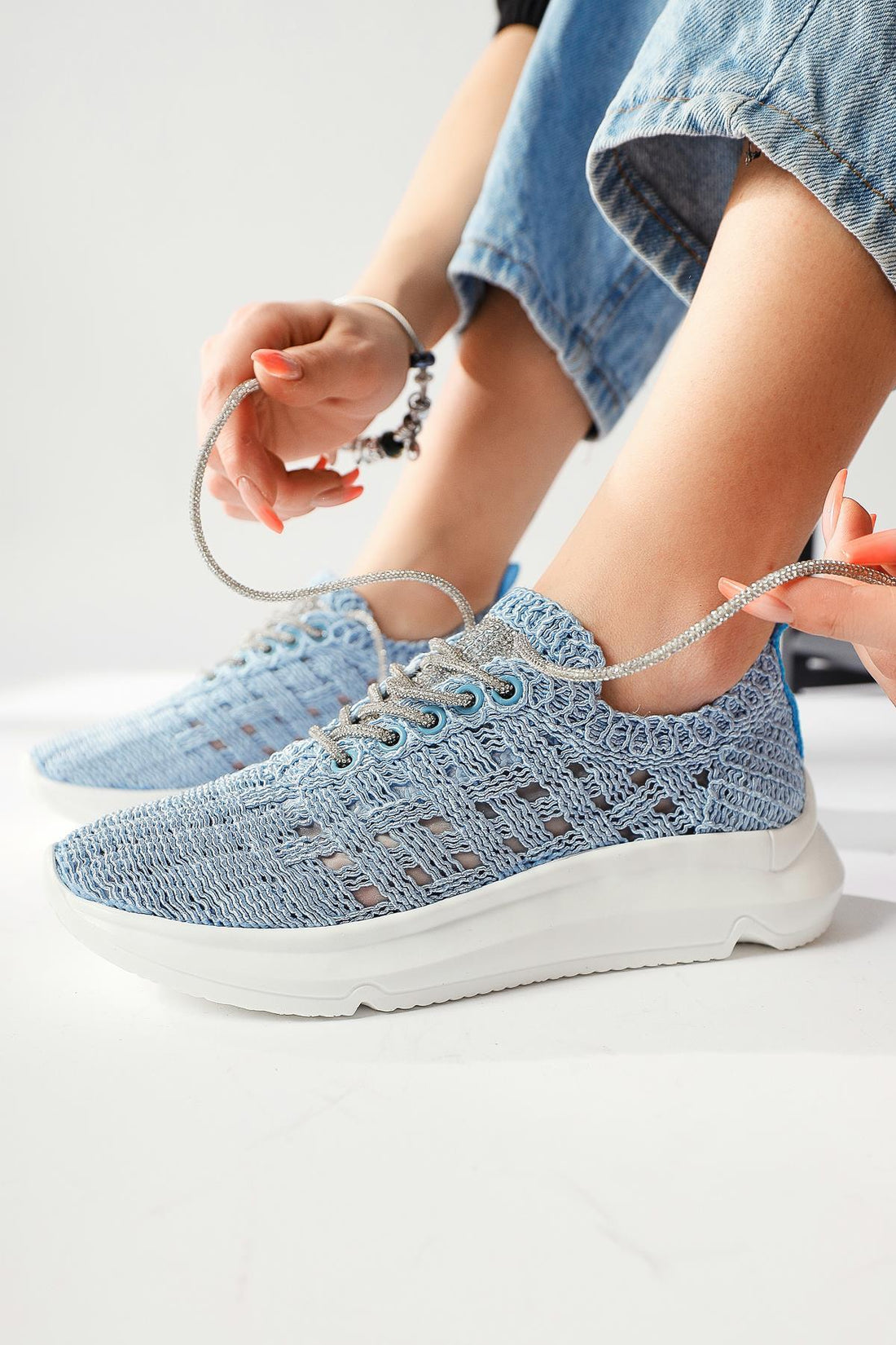 Melisia Blau Stein-Detaillierte Strick Sneakers