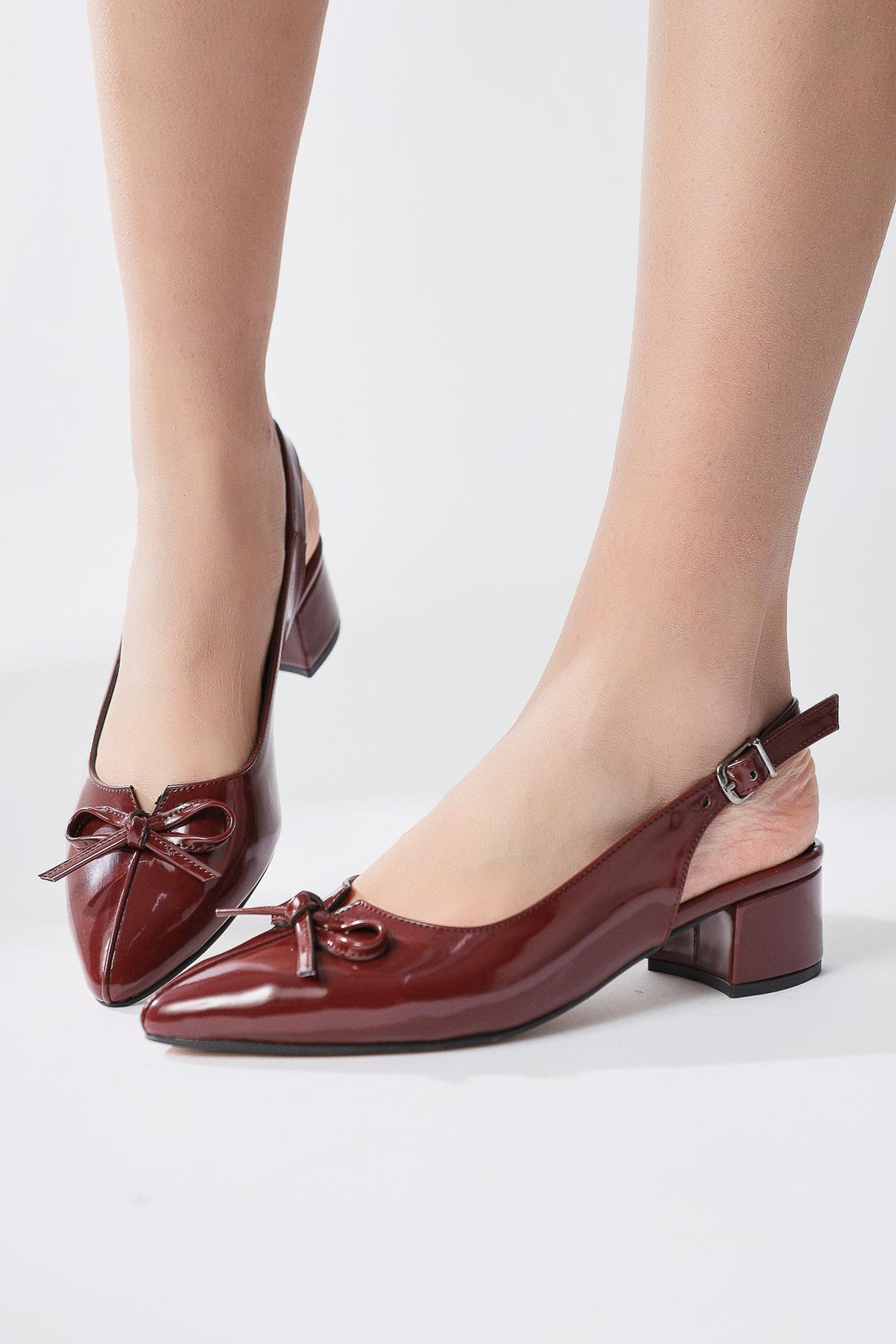 Entela Claret Red Pointed Toe Bow Detailed Low Heel Shoes