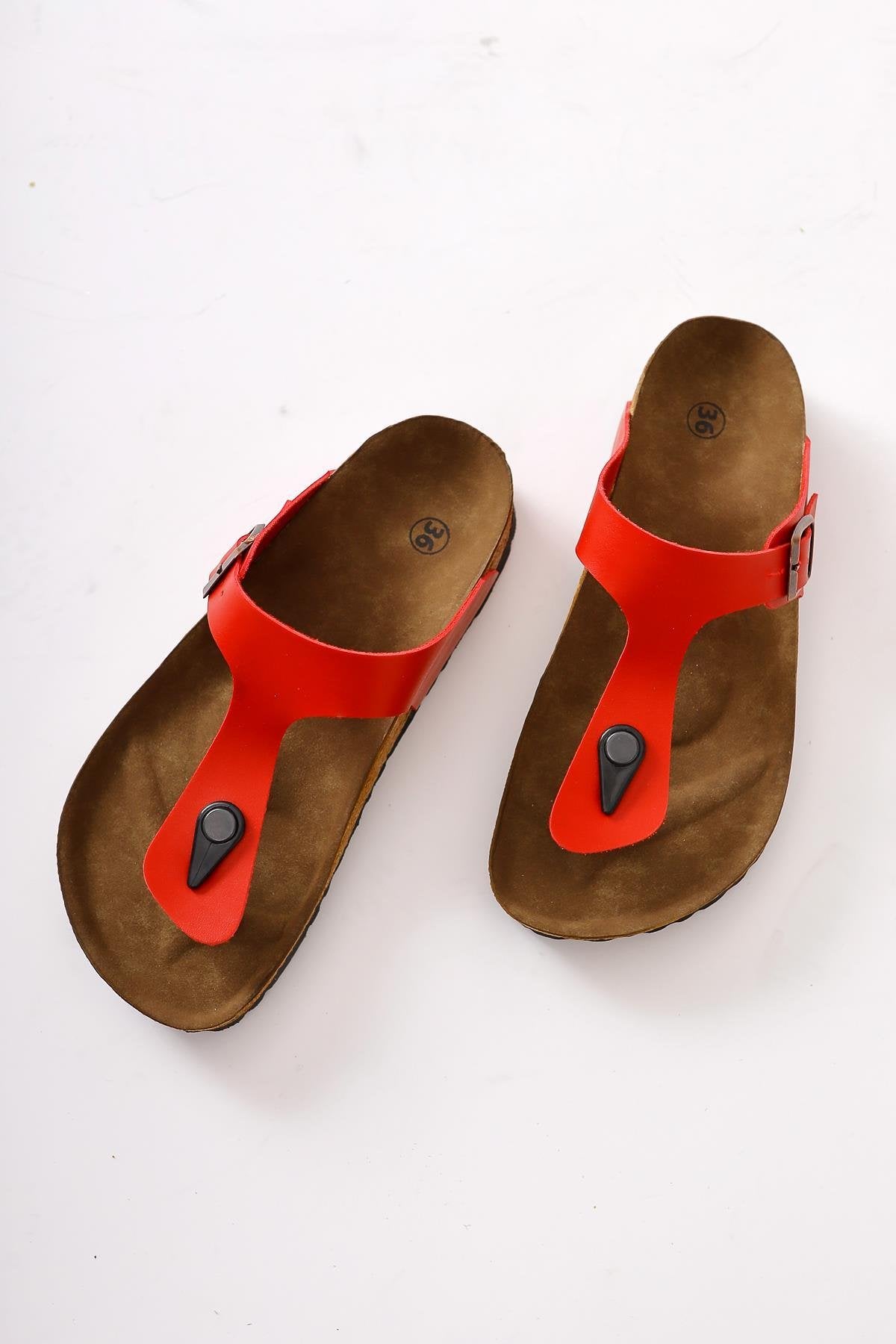 Risa Red Buckle Detailed Flip Flops