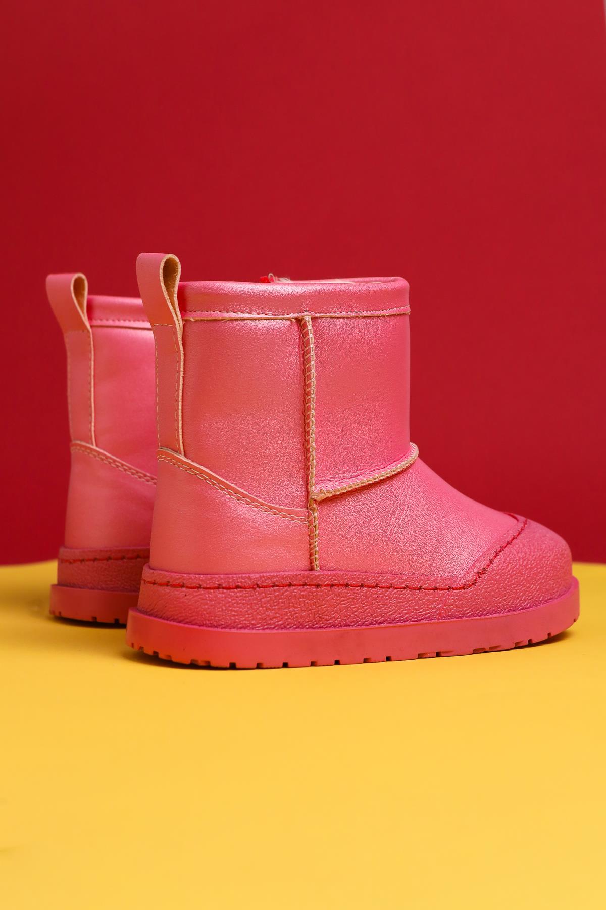 Jasmin Fuchsia Stiefel mit umgekehrter Naht und Fellfutter für Kinder