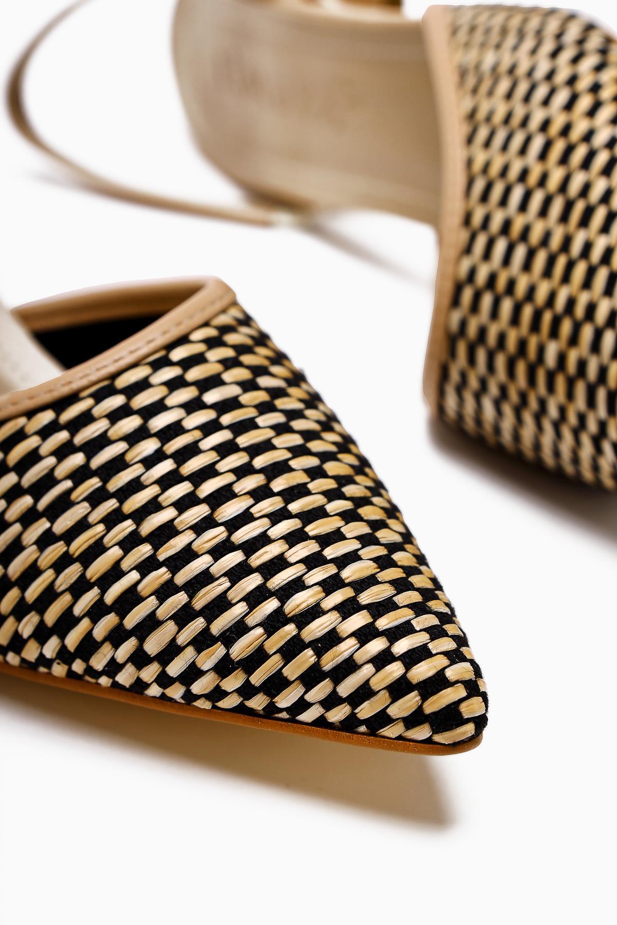 Rosa Nud Pointed Toe Straw Low Heel Women's Sandals