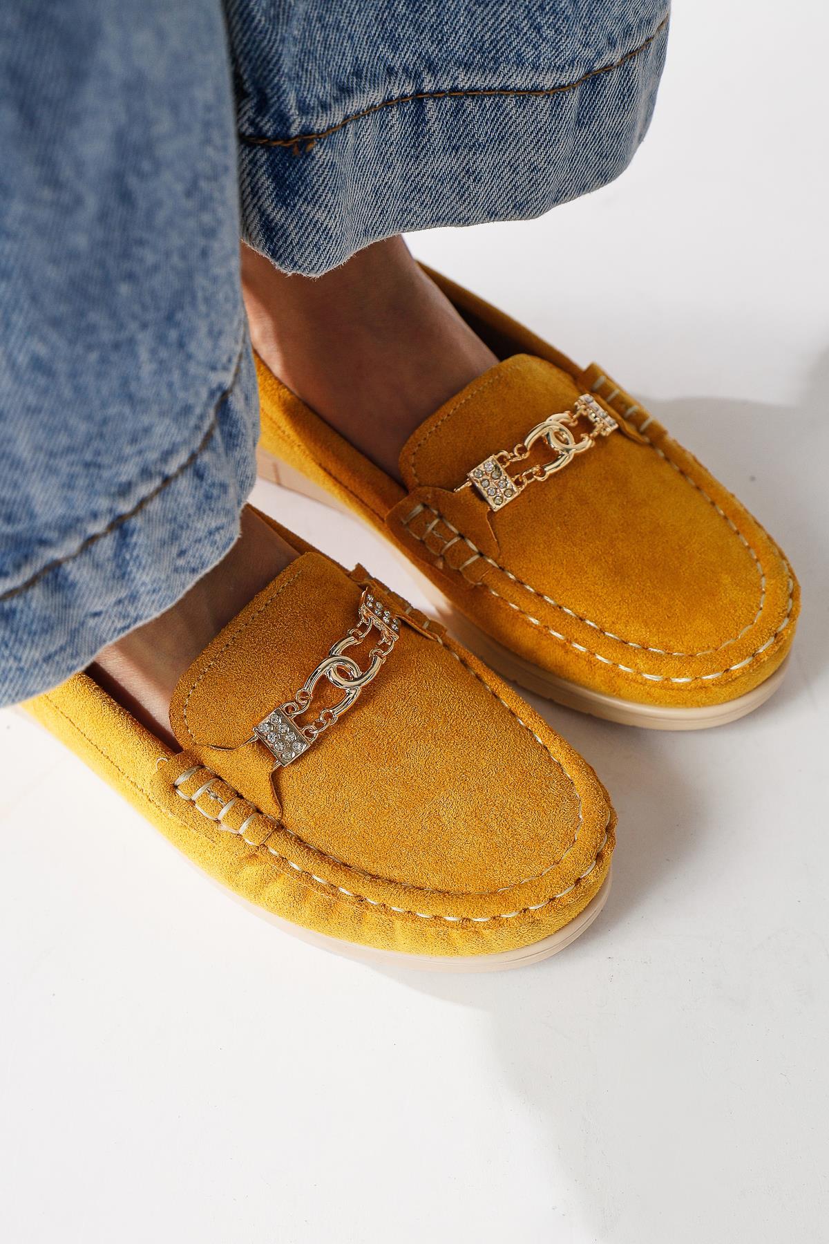 Turi Yellow Suede Buckle Detailed Casual Shoes