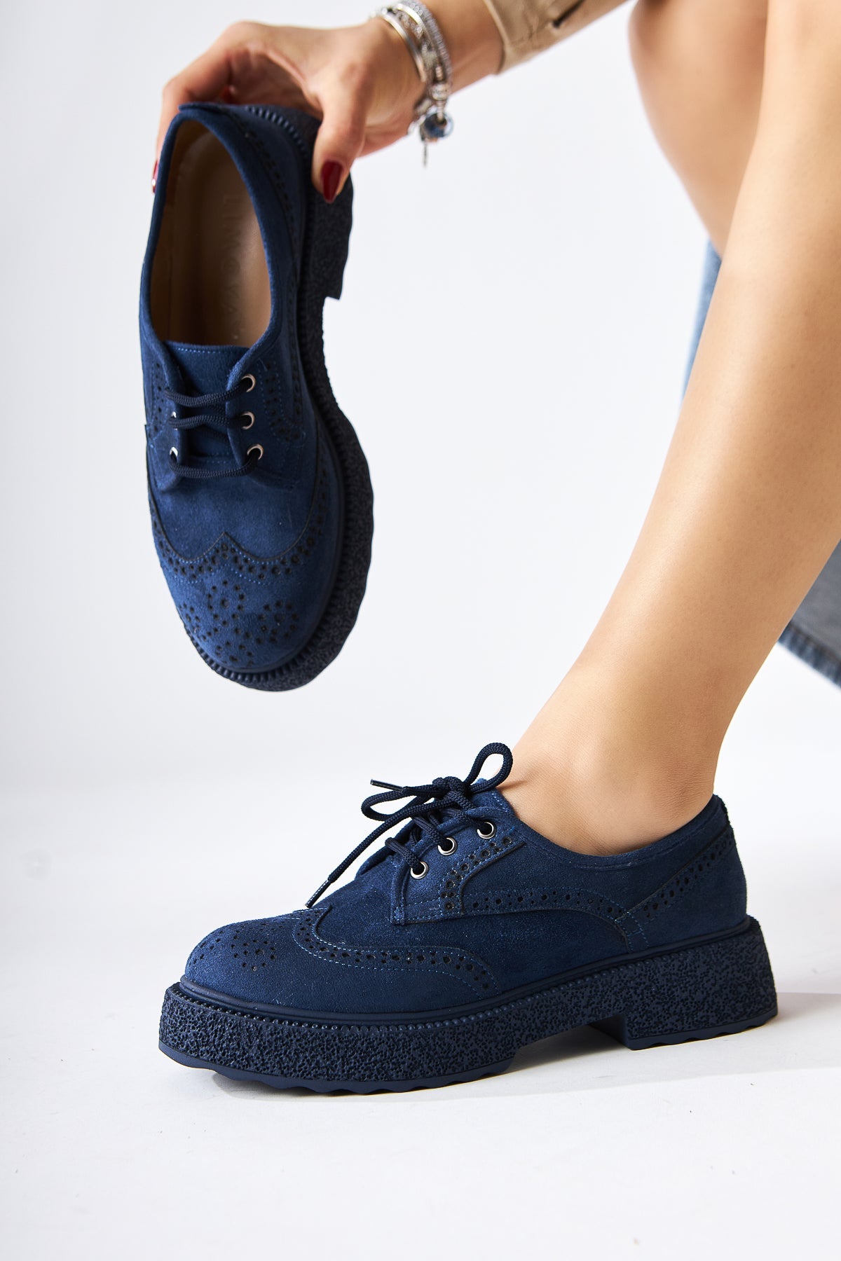 Rossy Marine Wildleder Ovaler Zehen Laser Cut Täglicher Schuh