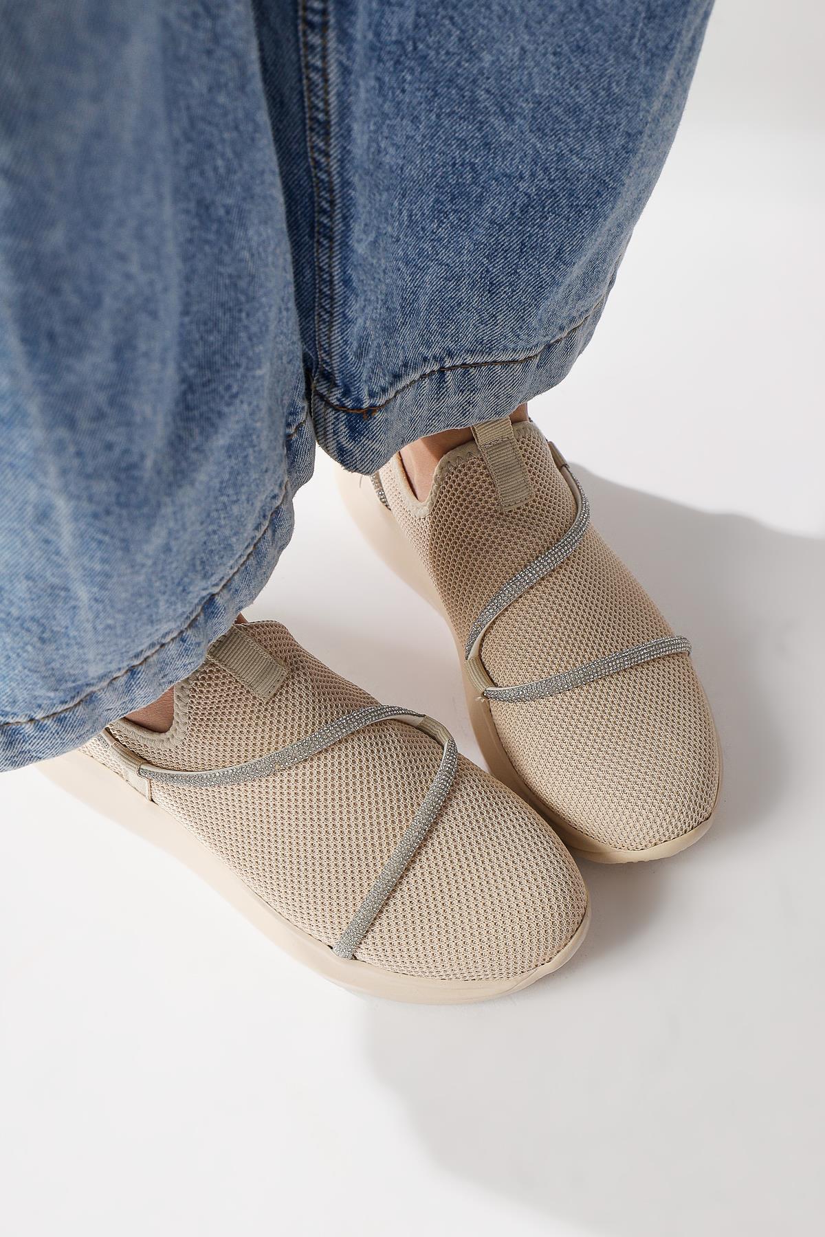 Lorrie Beige Stone Detailed Stone Detailed Sneakers