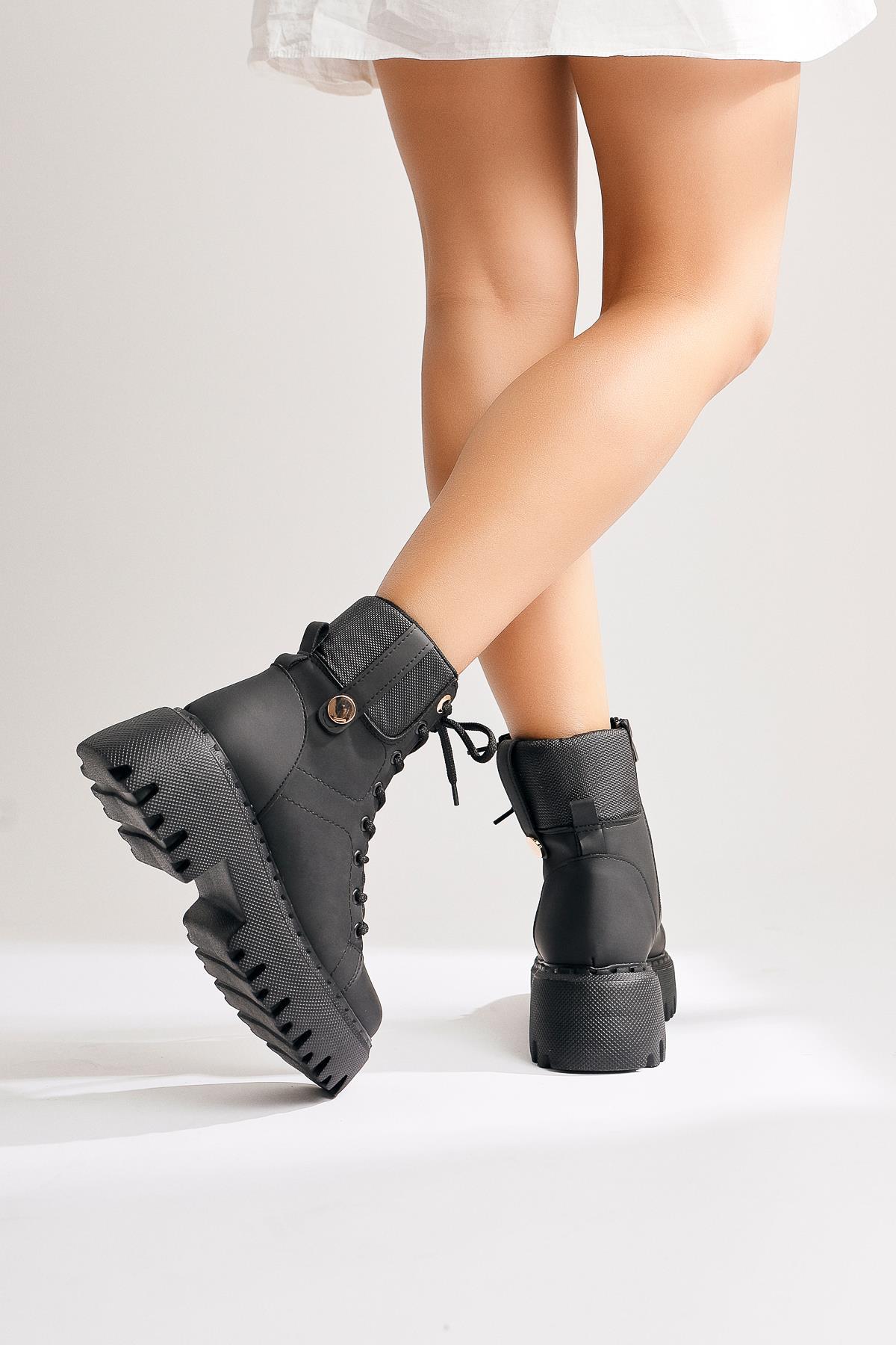 Nichelle – Black Ankle-Detail Thick-Sole Boot (Women)