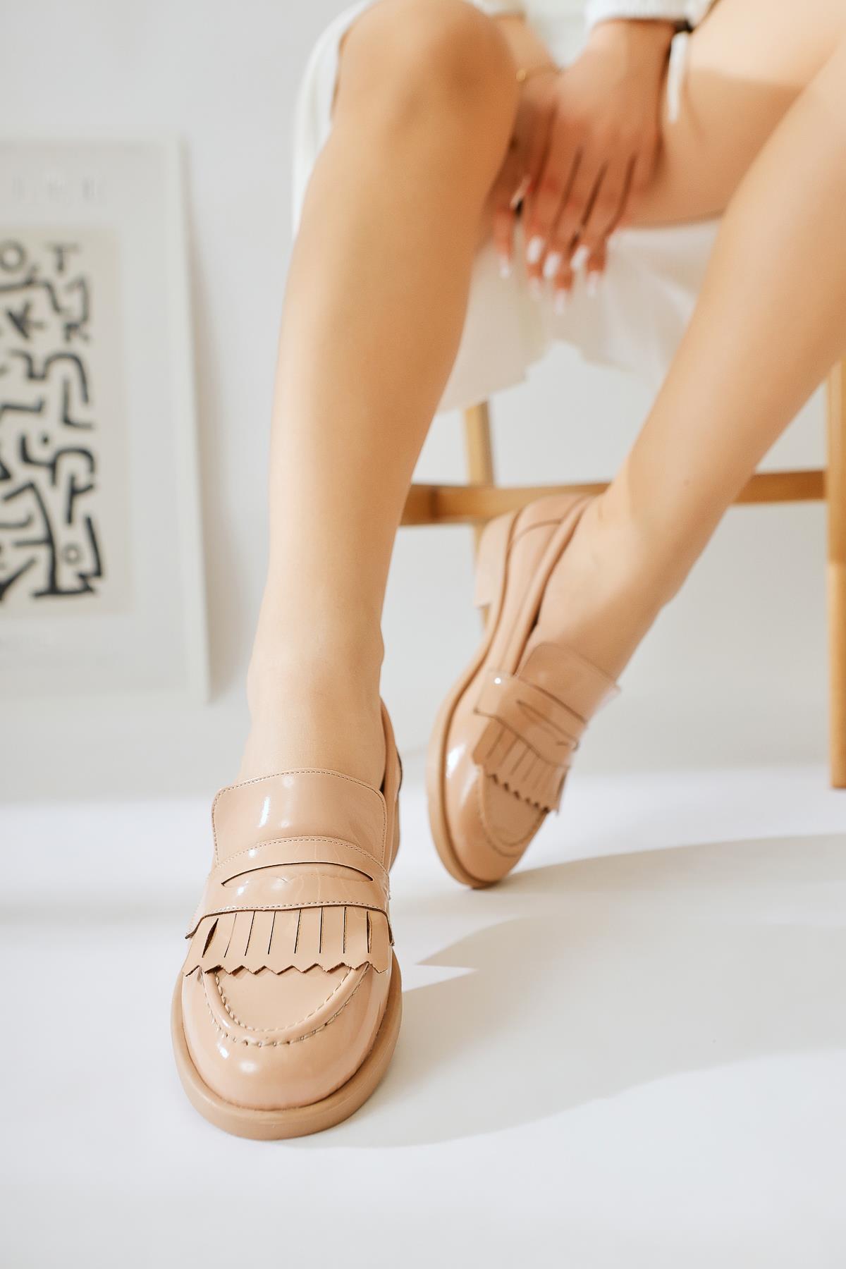 Begona Salmon Patent Leather Tassel Detailed Casual Shoes