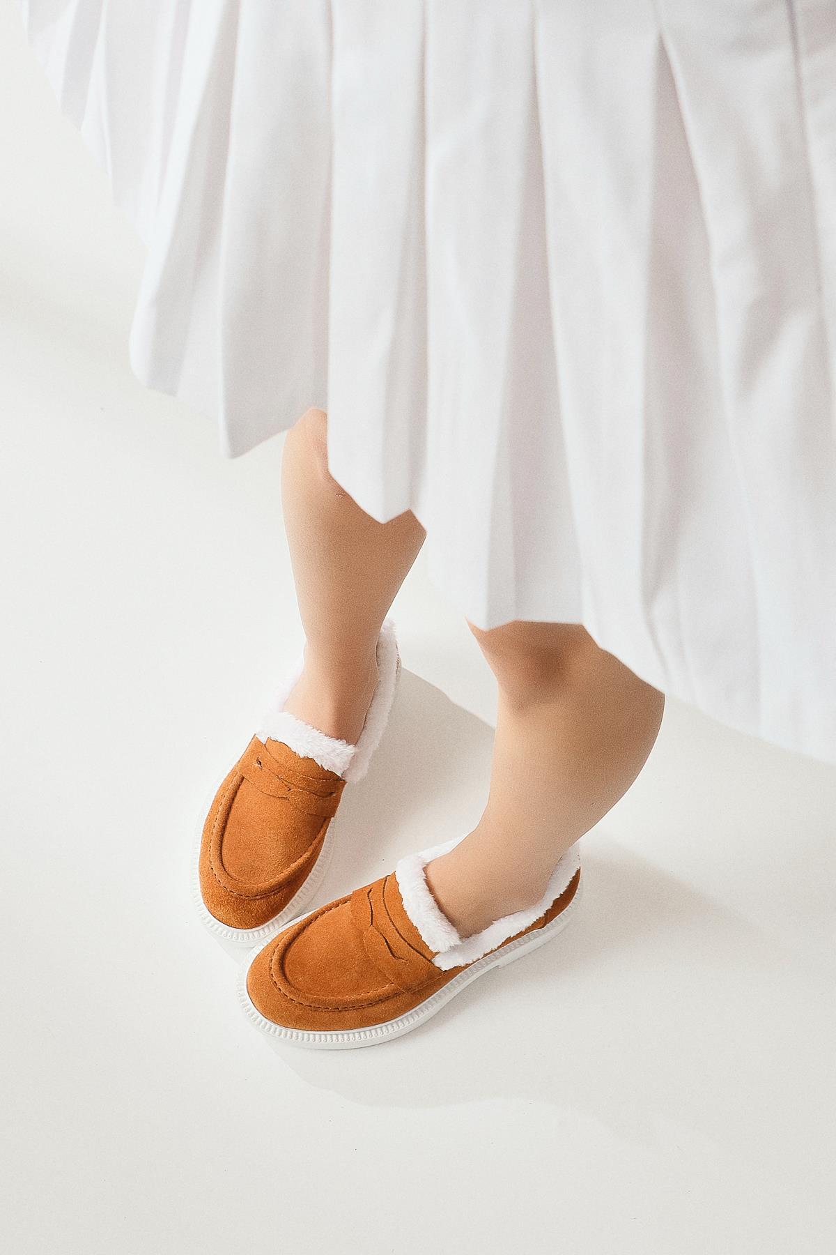 Tommie – Cognac Velours Echtleder Schuh mit Fellfutter (Damen)
